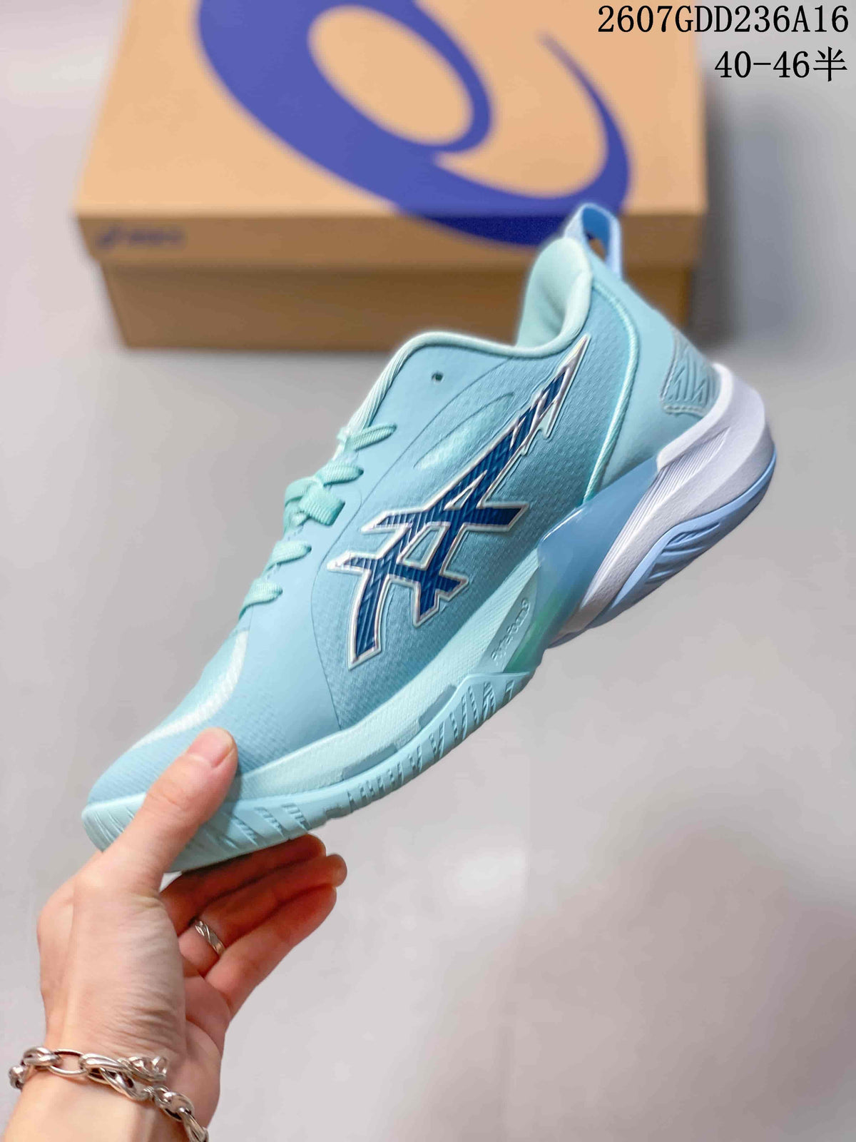 ASICS SWIFTACE YUKI Basketball Sneakers Light Blue