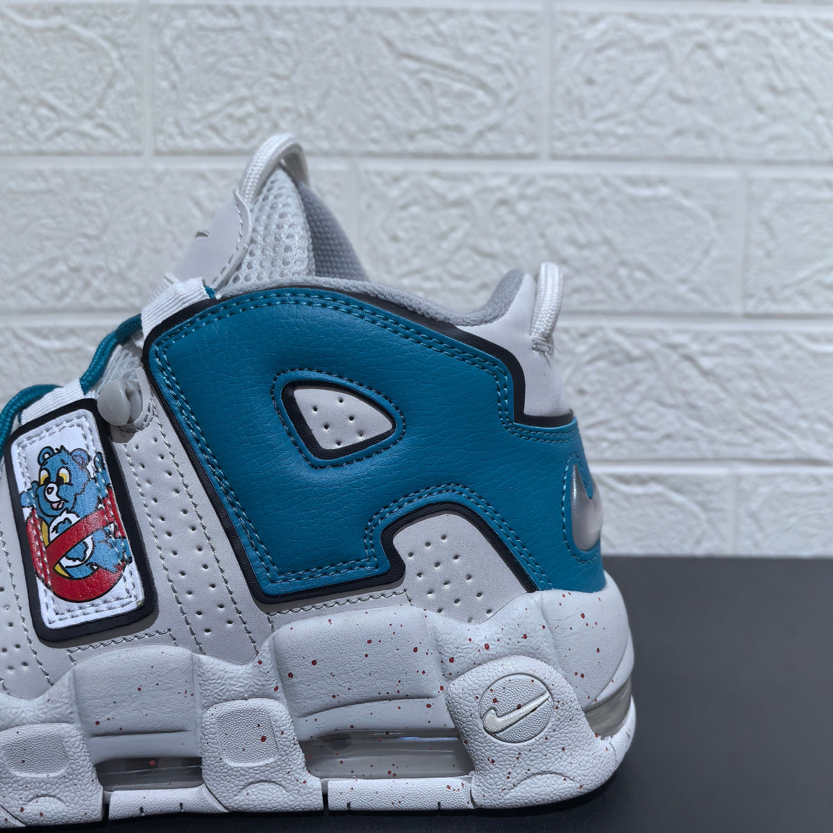 Nike Air More Uptempo Cartoon Bear Sneakers, White Blue Red