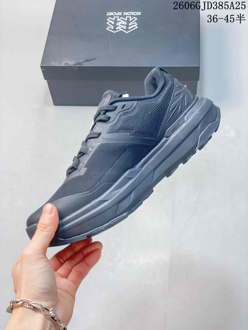 Kolon Sport Voyager FT Low-Top Hiking Shoes, Charcoal