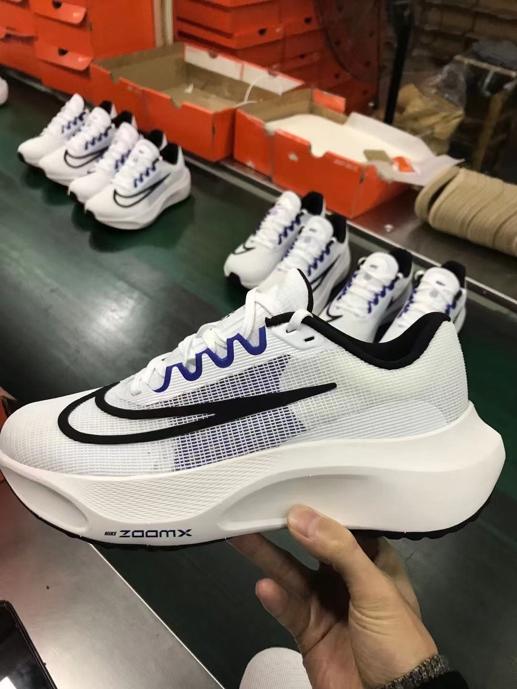 Nike Zoom Fly 5 Running Shoes White Black DZ2769-101