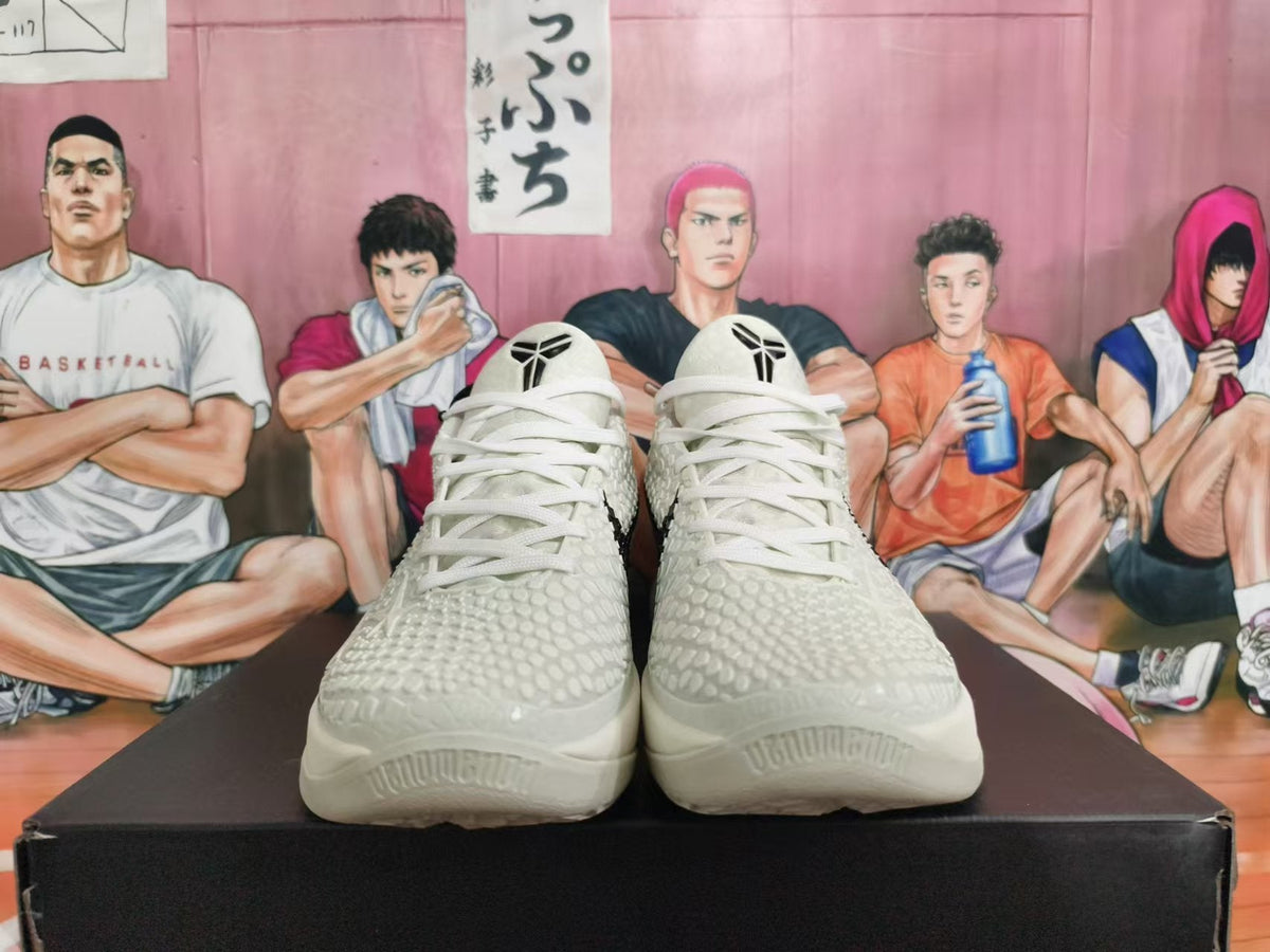Nike Kobe All-Star 2.0 Basketball Sneakers in White