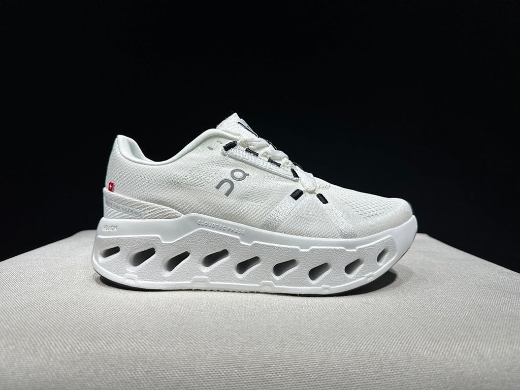 On Cloudeclipse White Running Sneakers