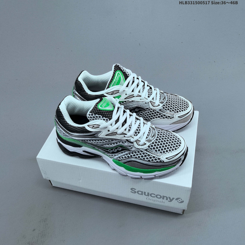 Saucony ProGrid Omni 9 Retro Running Sneakers