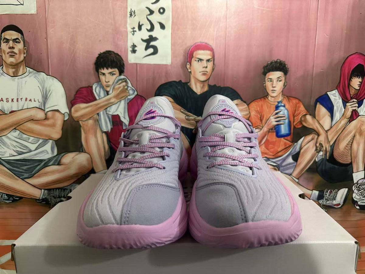 Nike Kyrie Low Basketball Shoes in Gray and Pink