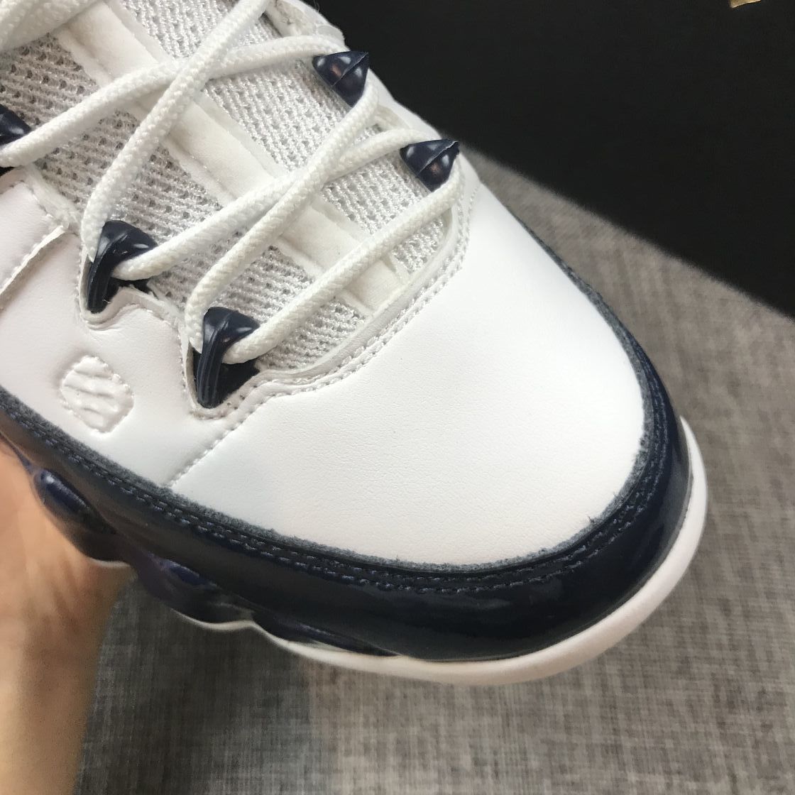 Jordan Air Jordan 9 Retro UNC High-Top Sneakers 302370-145