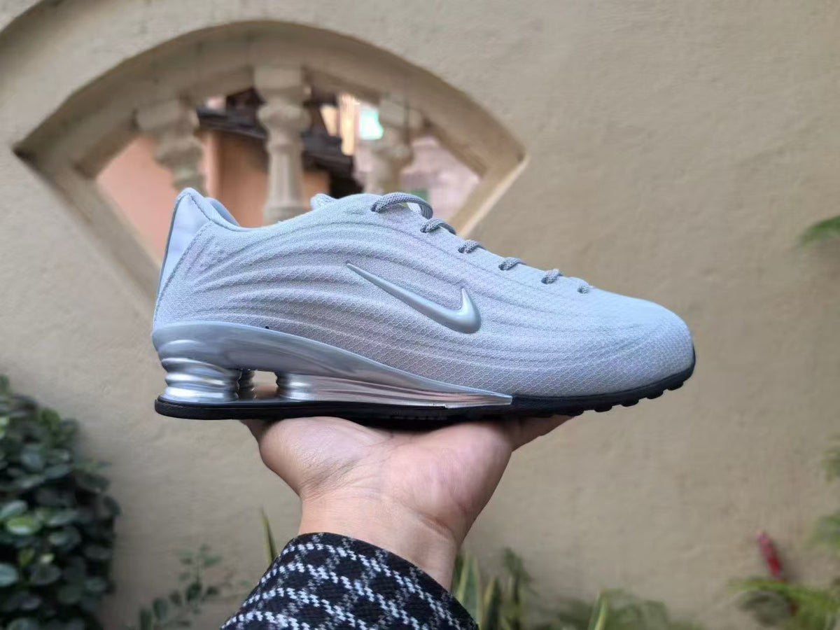 Nike Shox-Style Low-Top Sneakers with Spring Heel