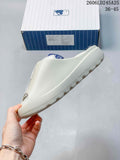 MLB Letter Logo Slide Sandals Off-White 68205EEU