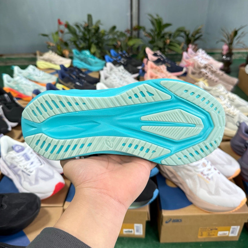 ASICS NOVABLAST 5 LE Running Shoes Lake Blue