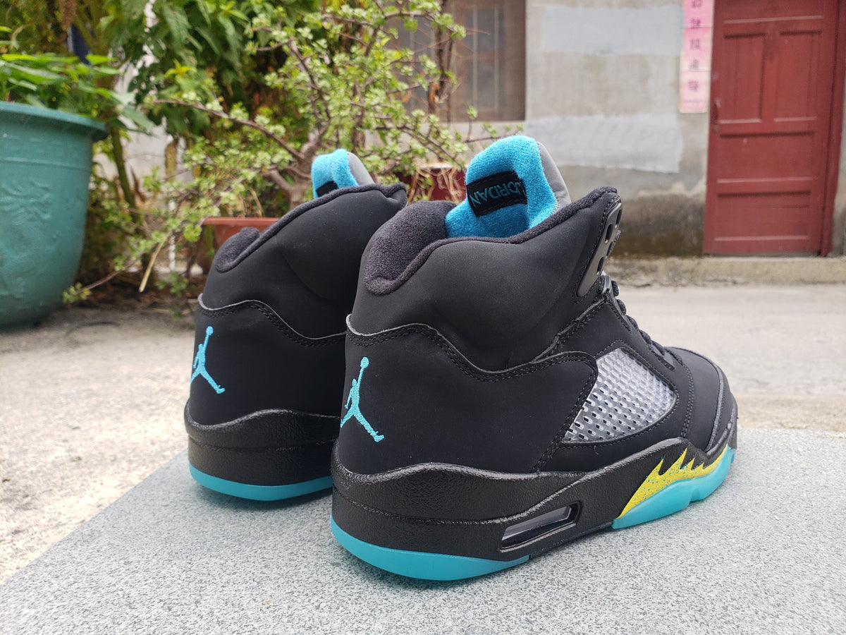 Jordan 5 Retro Black Taxi High-Top Sneakers