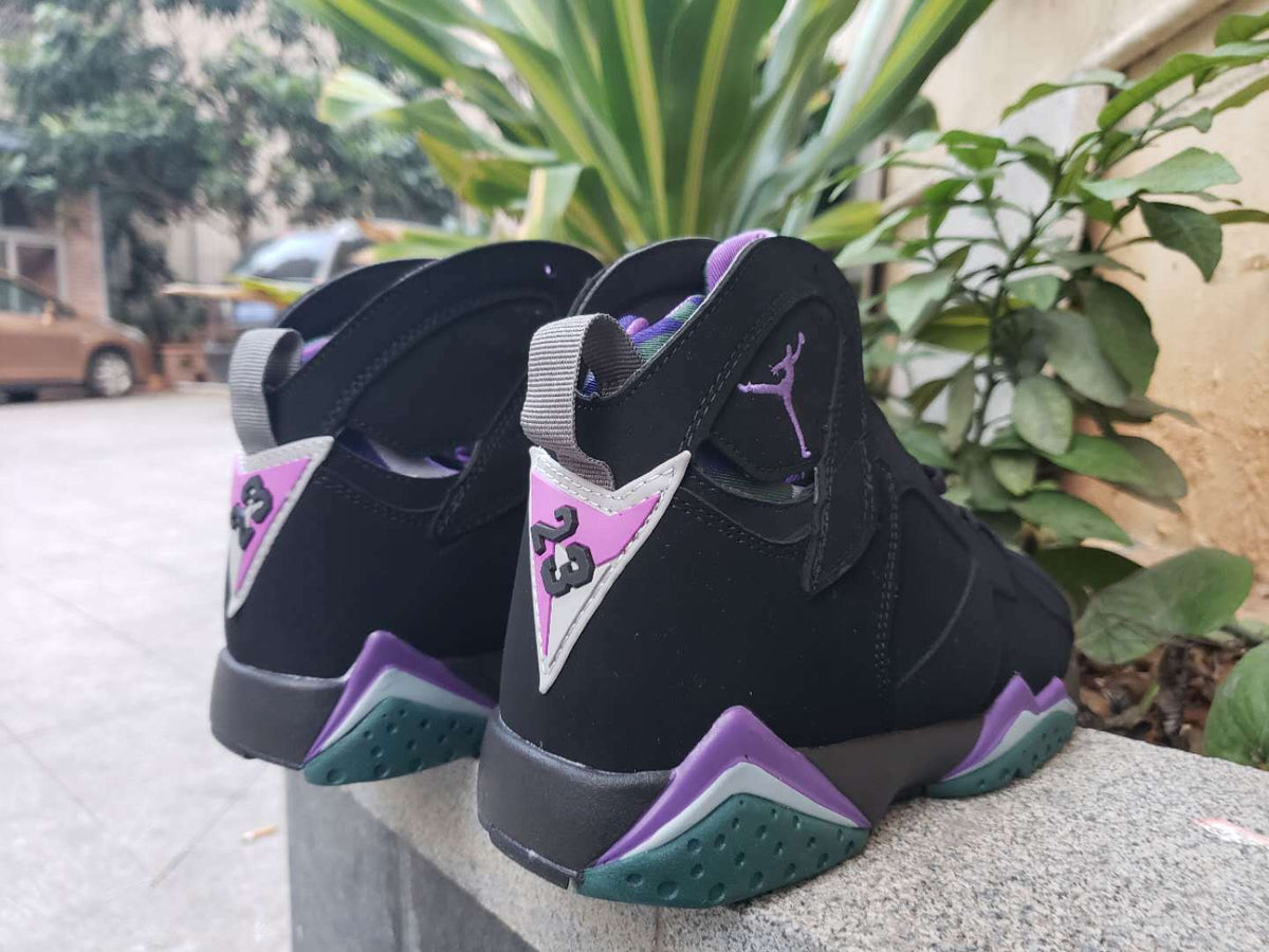 Air Jordan 7 High-Top Sneakers Black Purple Green