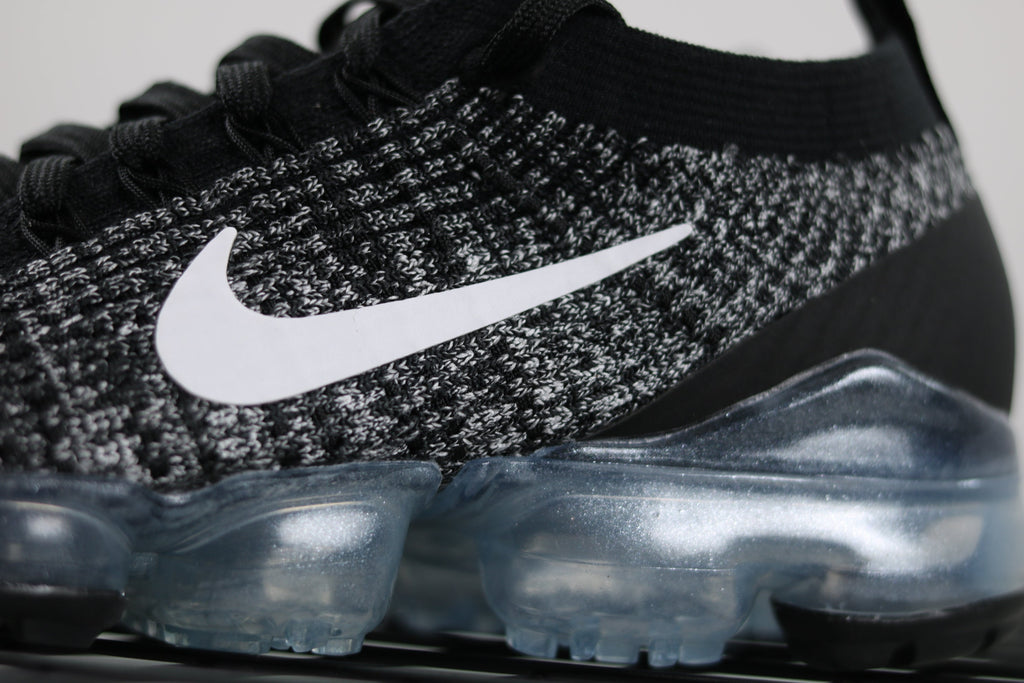 Nike Air VaporMax Flyknit 3 AJ6900-001 Black Sneakers