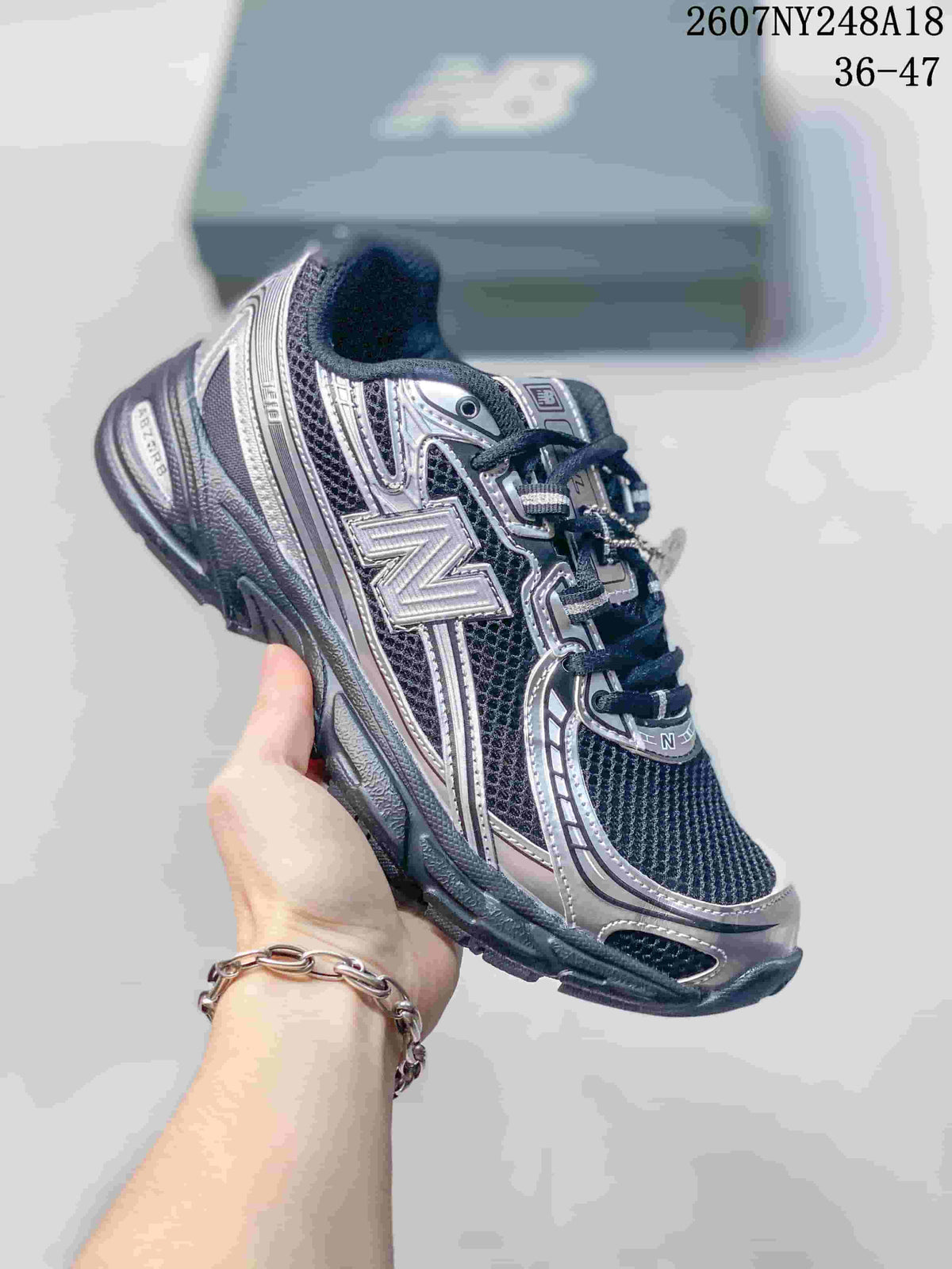 New Balance 740 Unisex Retro Sneakers White and Blue 2607NY248A18