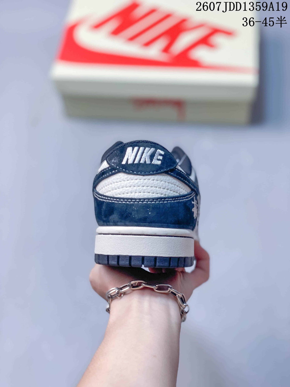 Jordan Air Jordan 1 Low Navy White Sneakers 2607JDD1359A19