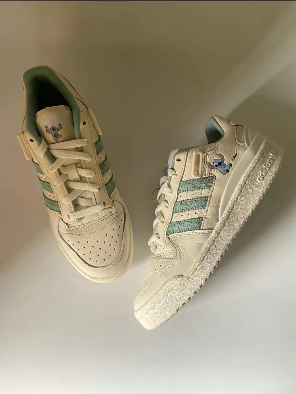 adidas Originals Forum Low Disney Stitch Sneakers HQ6374