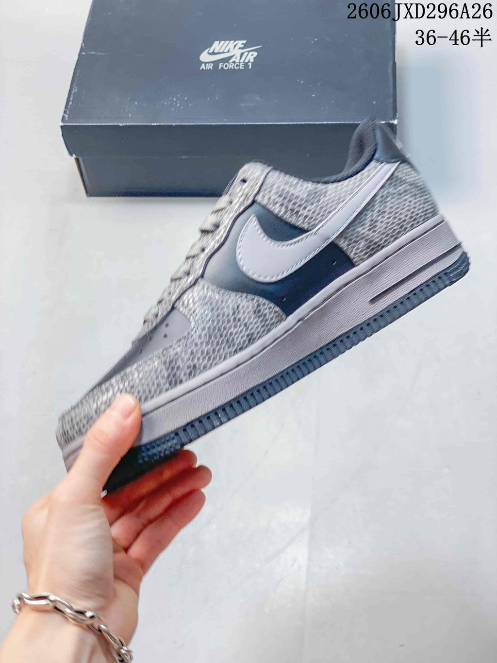 Nike Air Force 1 '07 Grey White Low-Top Sneakers
