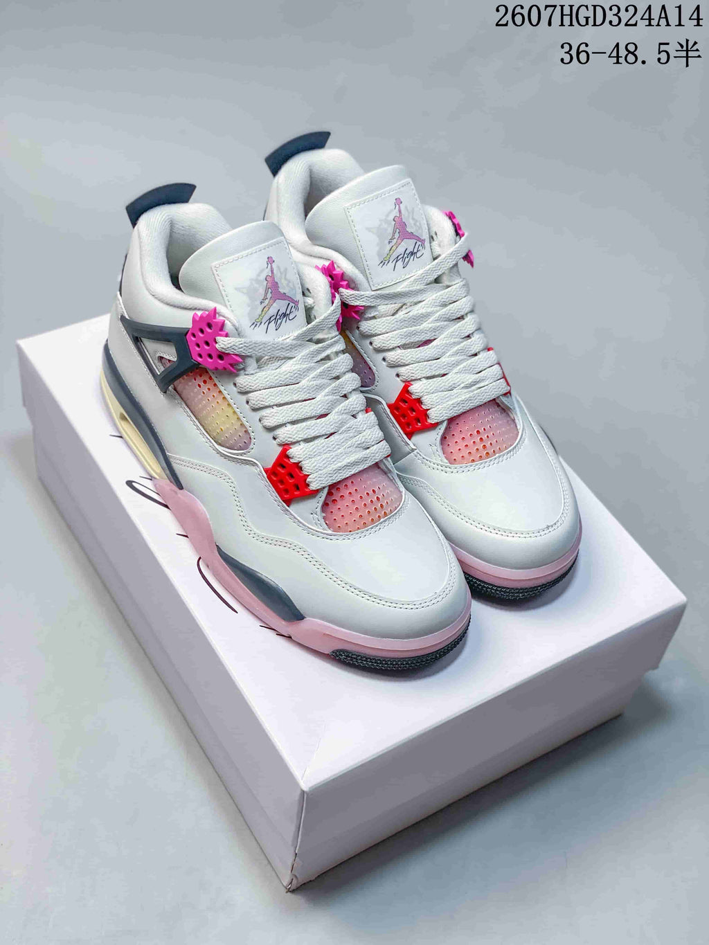 Jordan Air Jordan 4 Retro Comic Sneakers White Black Pink