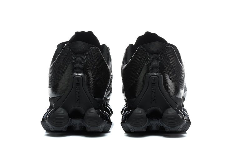 Nike Air Max Plus Black Sneakers