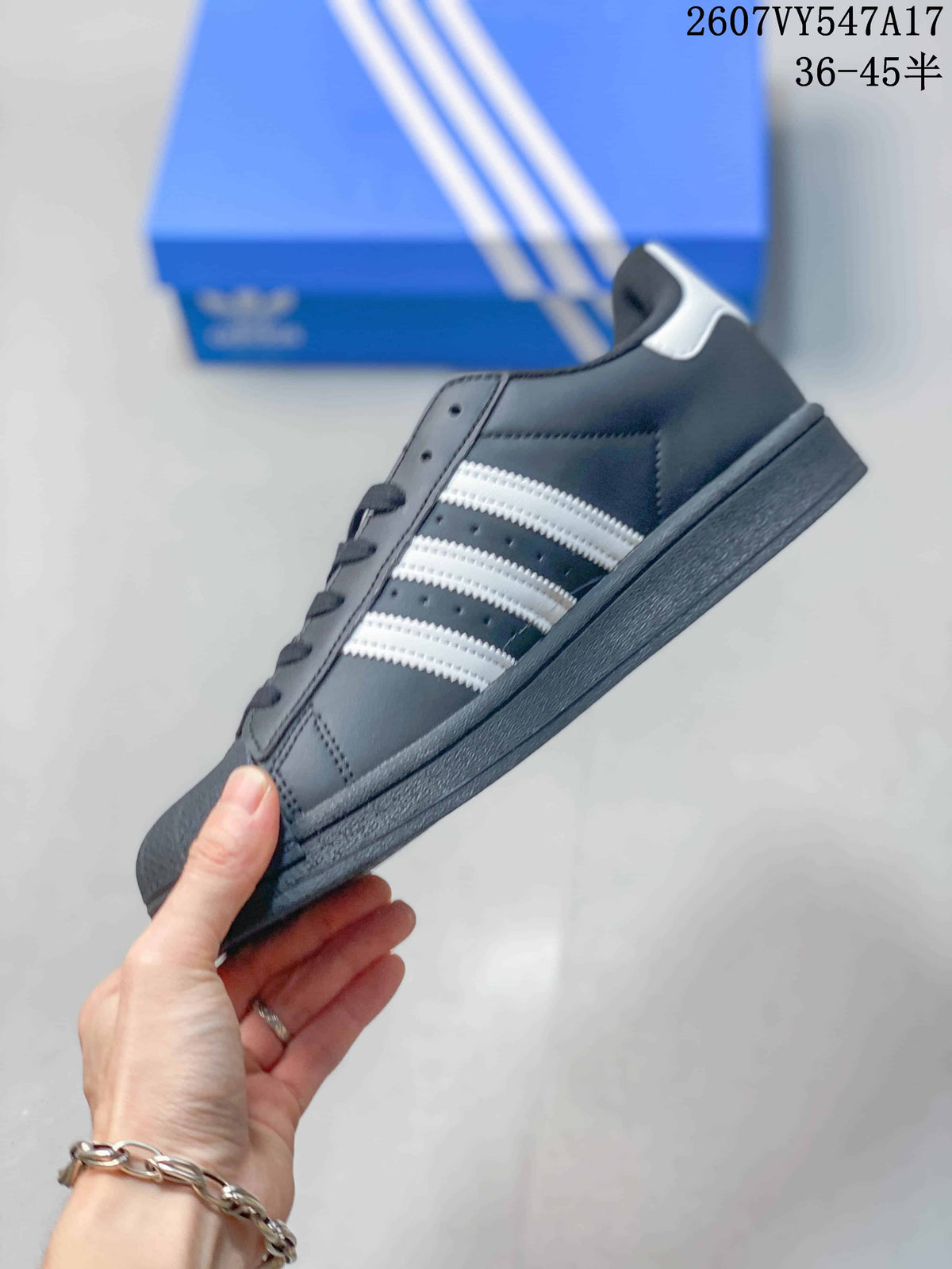 Adidas Originals Superstar Black White Sneakers 2607VY547A17