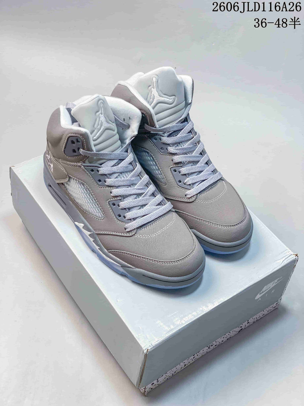 Jordan Air Jordan 5 Retro High Grey Sneakers