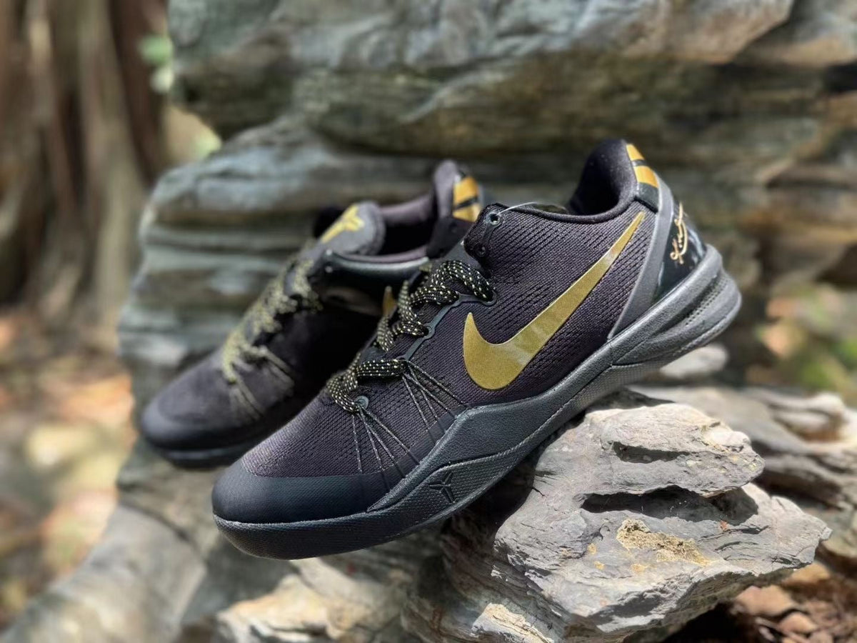 Nike Kobe 8 Elite Sneakers Black Gold