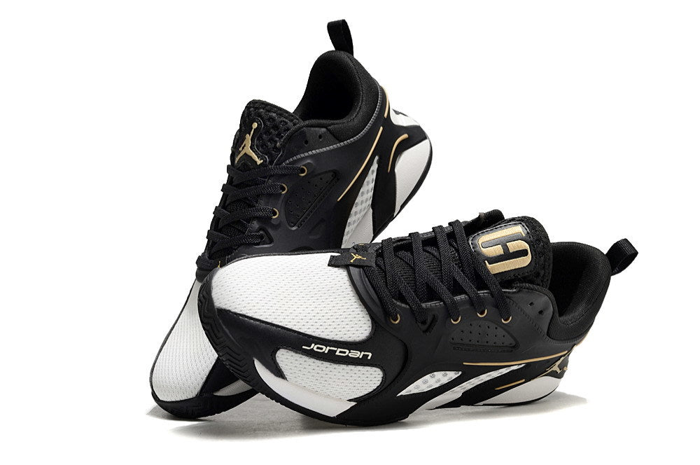 Jordan Heir Basketball Shoes in Multiple Colorways