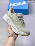 HOKA Arahi 8 Wide Running Shoes