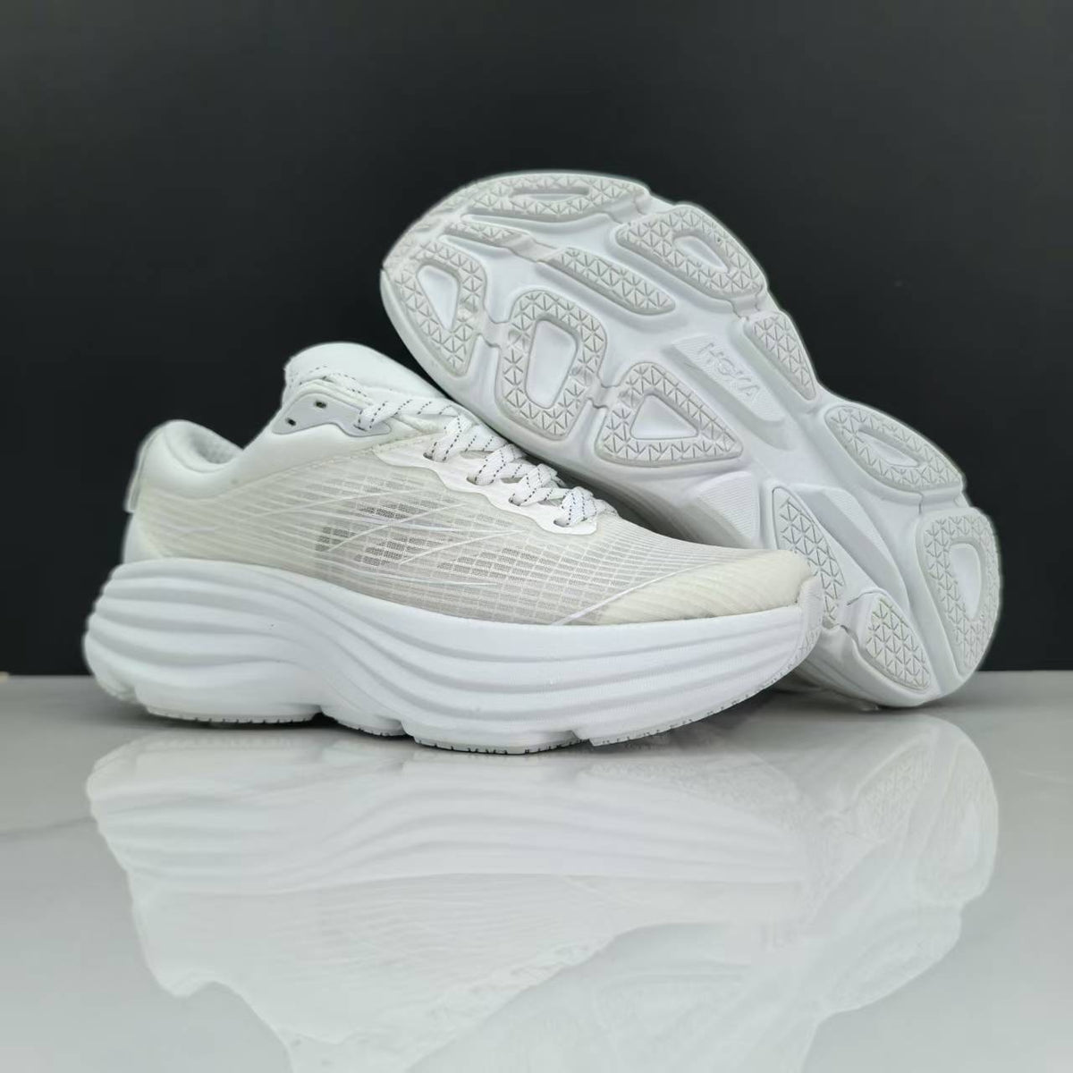 HOKA Bondi 8 Running Shoes