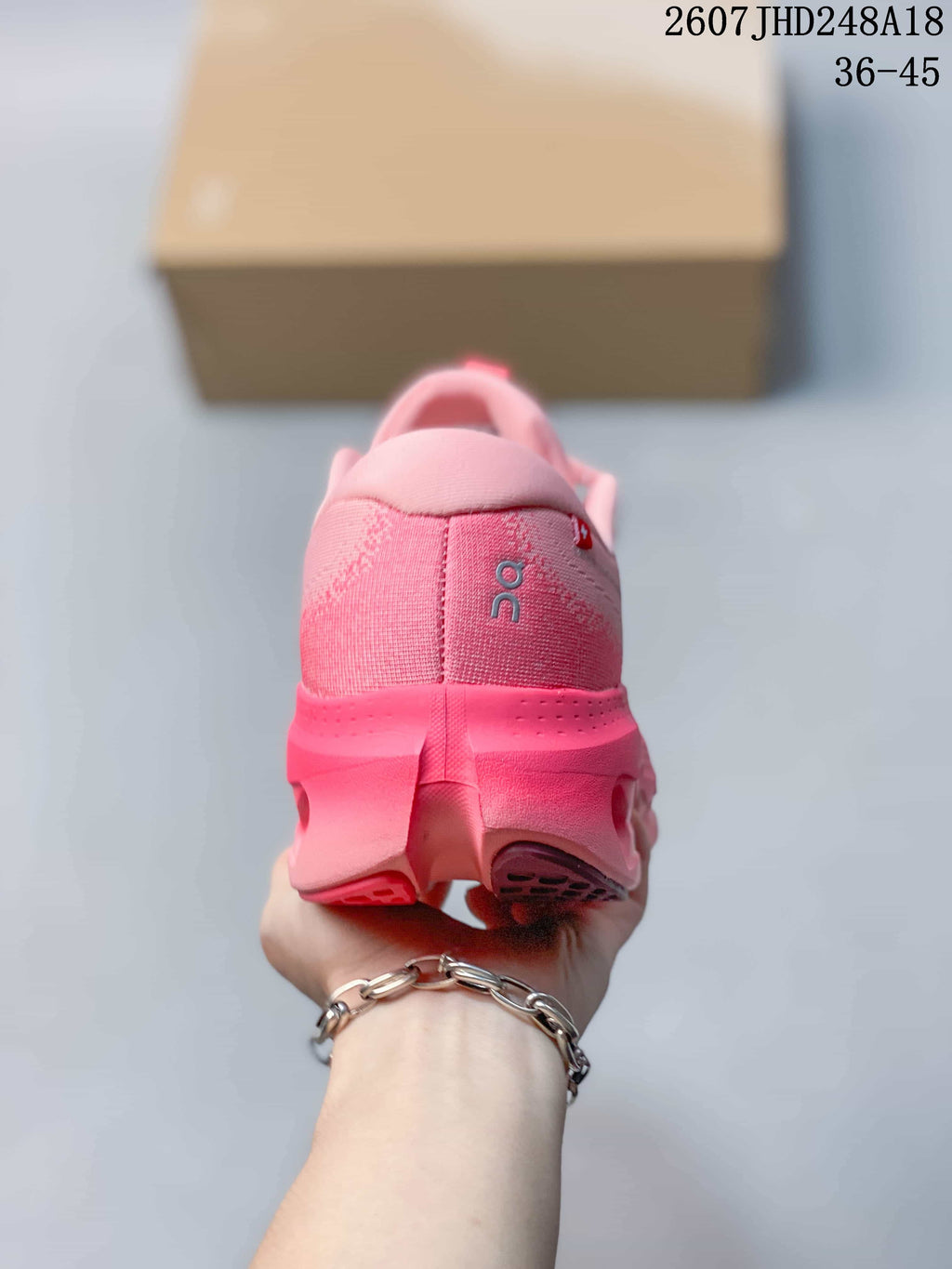 On Cloudtilt Sneakers Pink