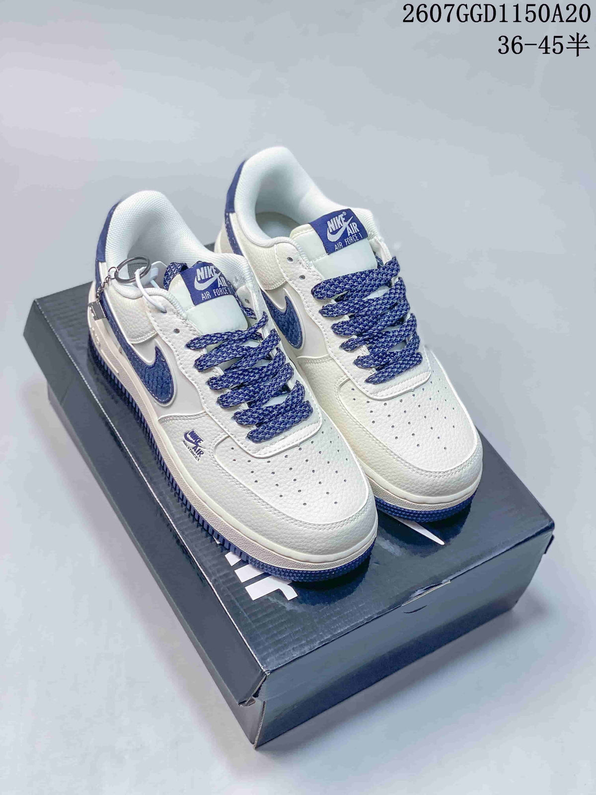 Nike Air Force 1 '07 Low White Low-Top Sneakers