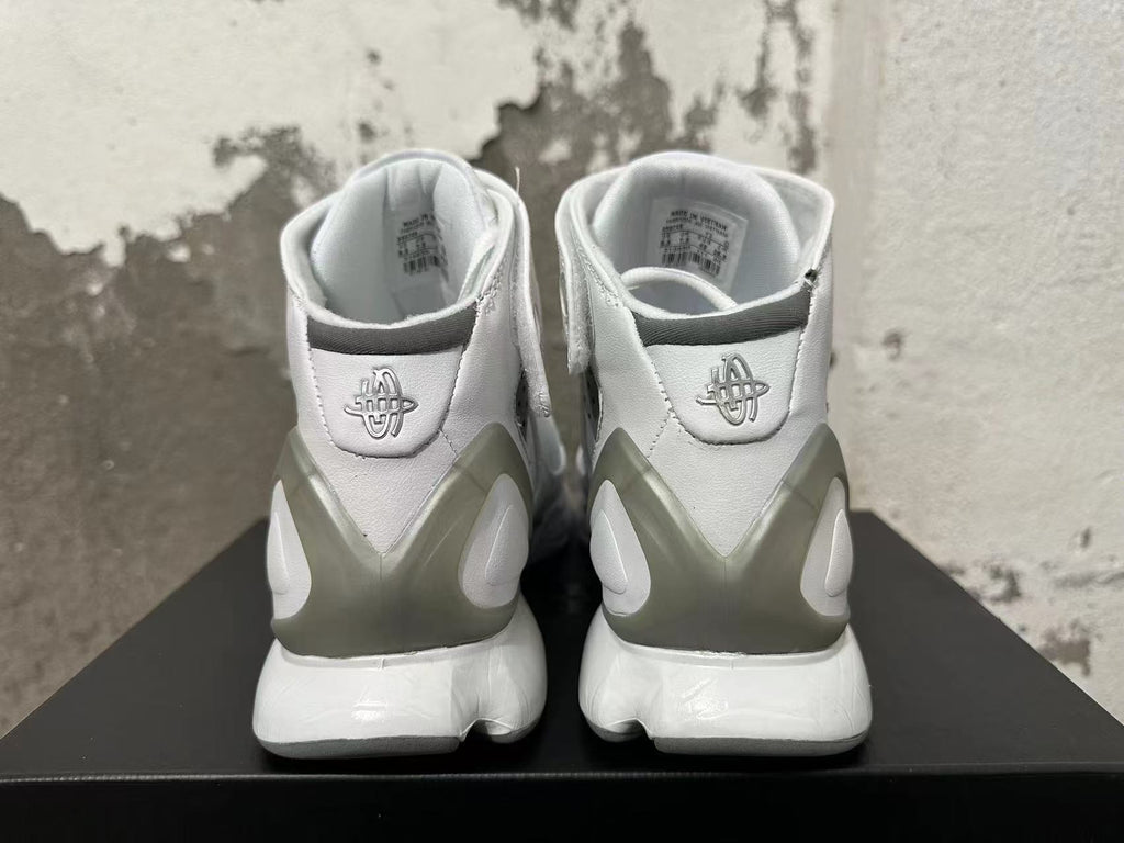 Nike Zoom Kobe 2K5 FTB White High-Top Basketball Shoes