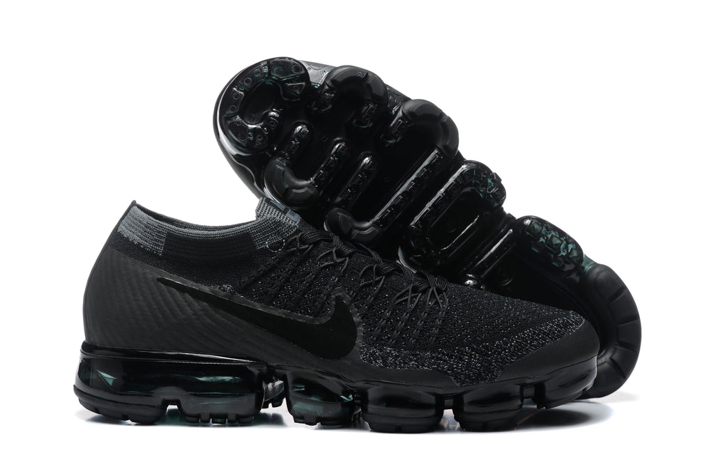 Nike Air VaporMax Flyknit Black Sneakers 849558-007