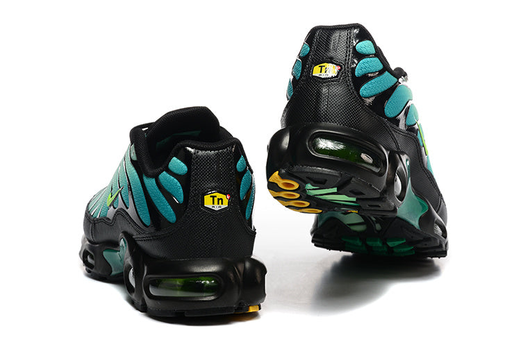 Nike Air Max Plus Black and Aqua Sneakers DM0032-301