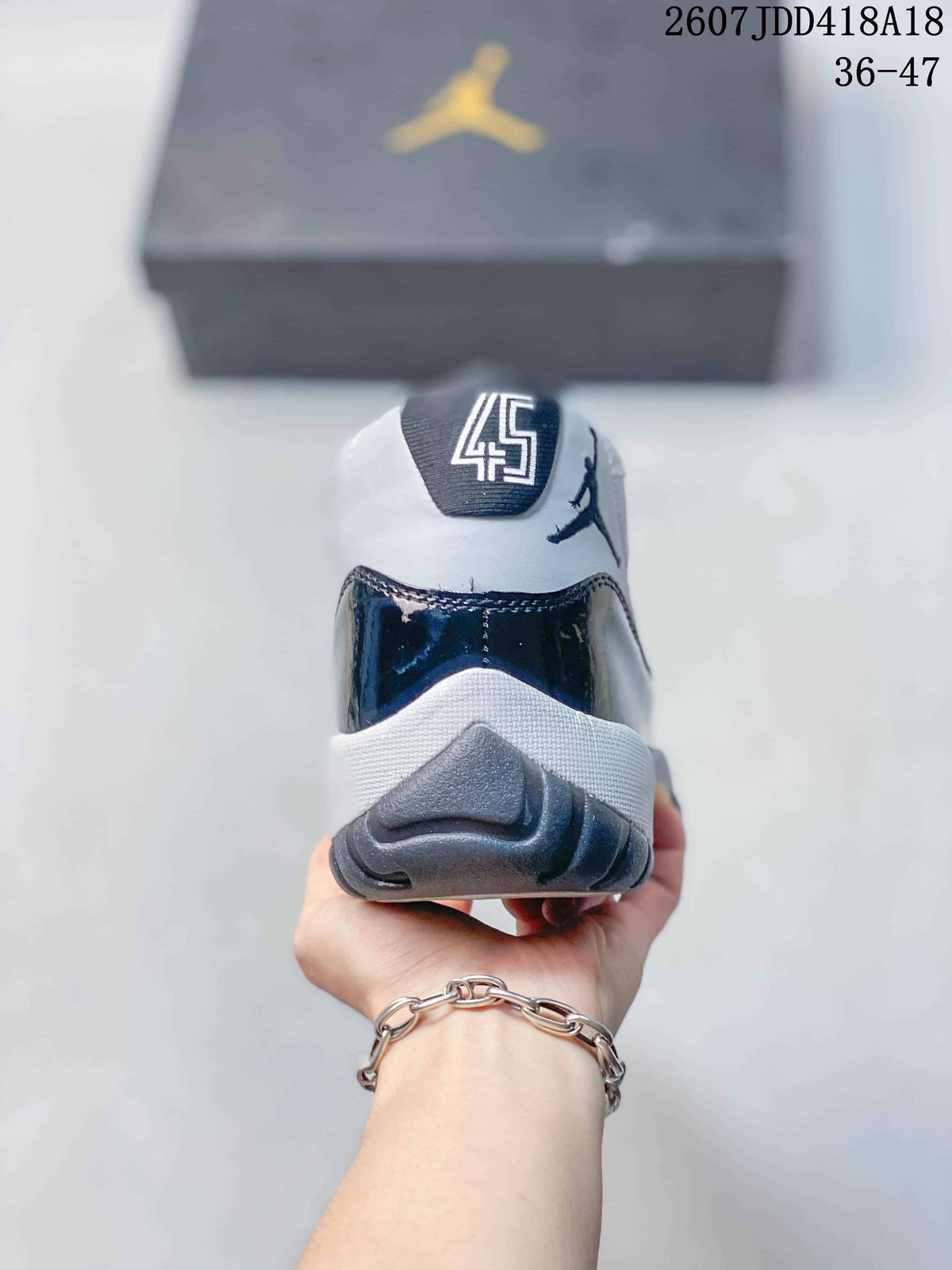 Jordan Air Jordan 11 Retro High-Top Sneakers Navy Grey 2607JDD418A18