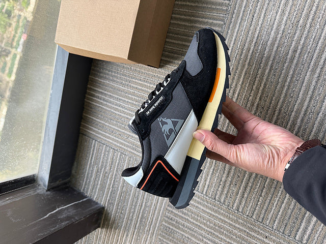 Le Coq Sportif AN-22 Sneakers, Black Grey Orange