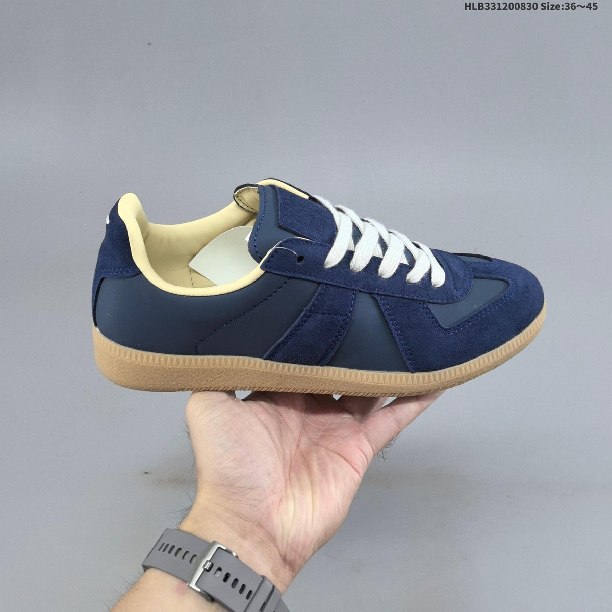 Maison Margiela Replica Low-Top Sneakers