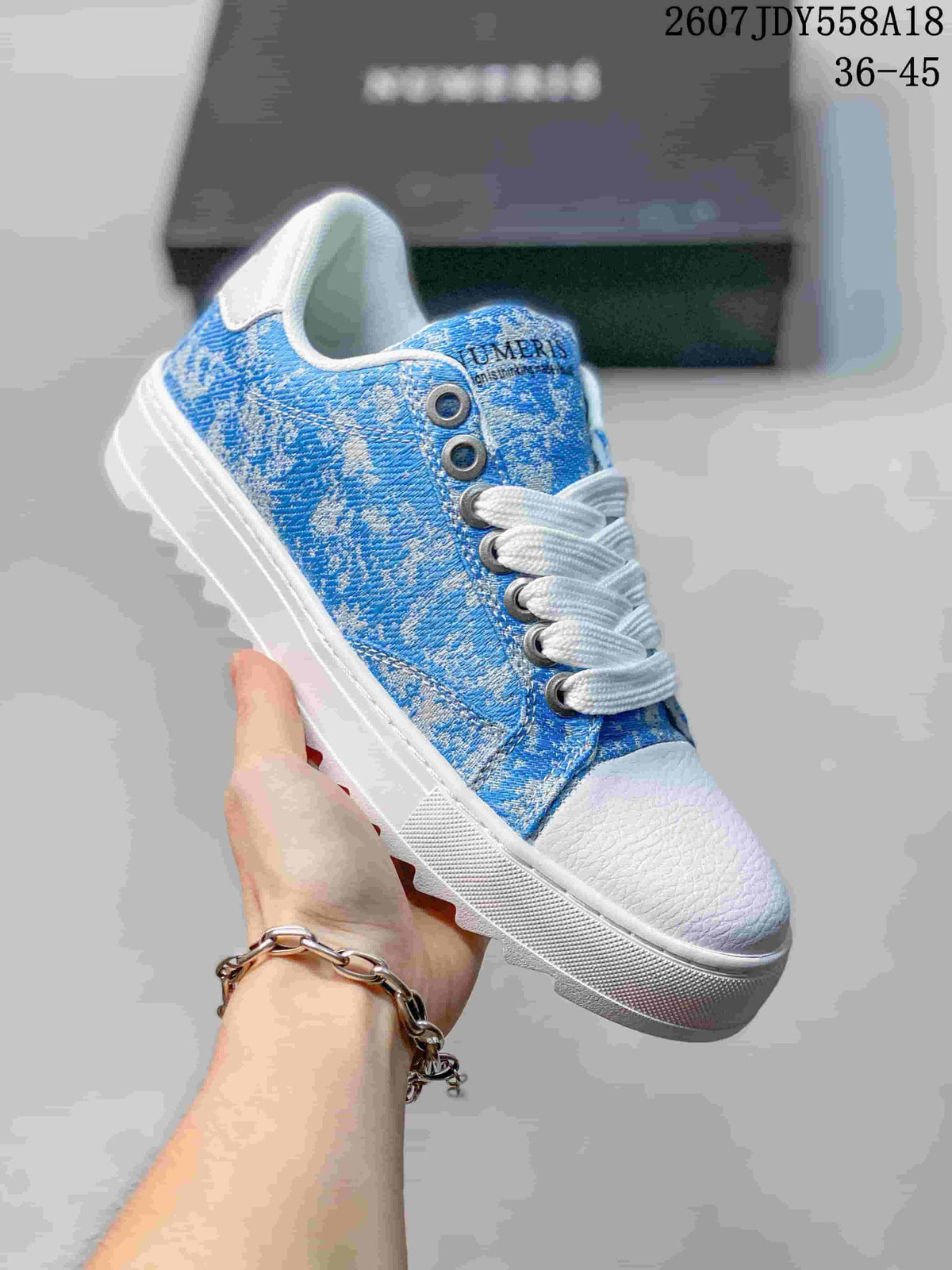 NUMERIS Blue Low-Top Platform Sneakers 2607JDY558A18