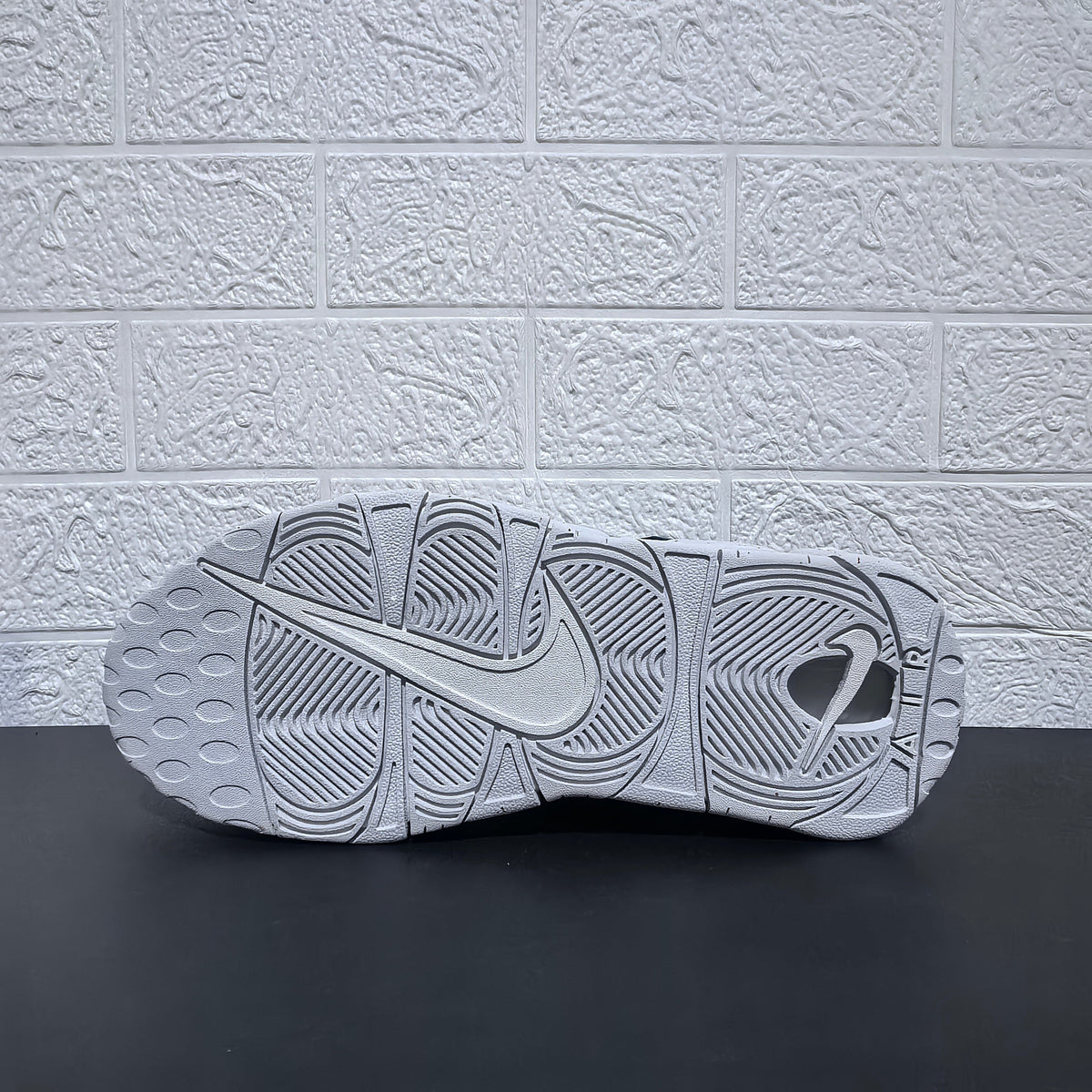 Nike Air More Uptempo Cartoon Bear Sneakers, White Blue Red