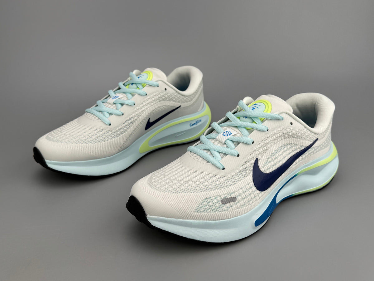 Nike Journey Run Running Shoes FN0228-101