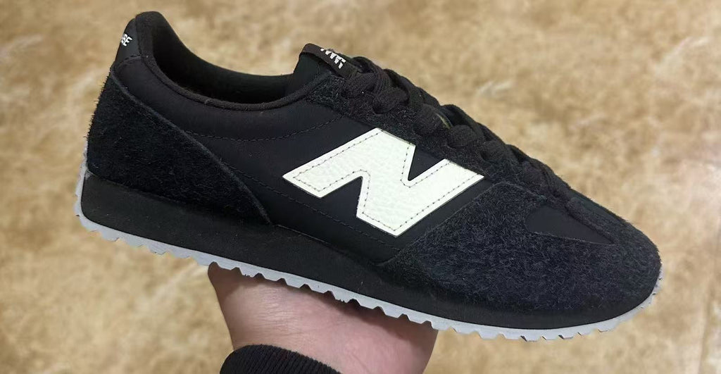 New Balance U471XA Black Sneakers