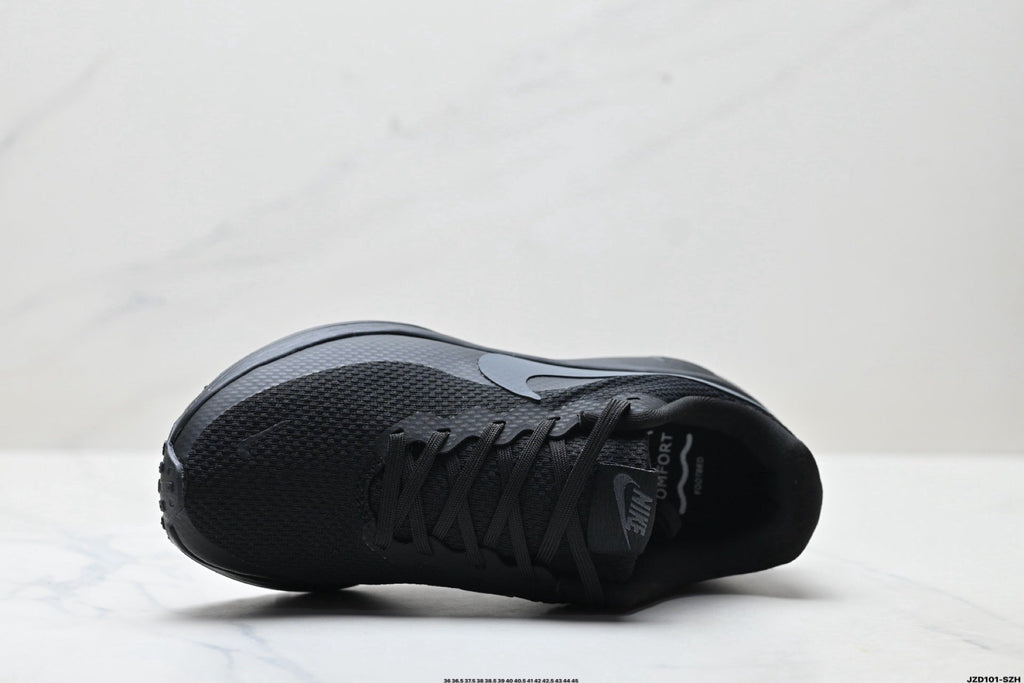 Nike Revolution 8 Black Running Shoes