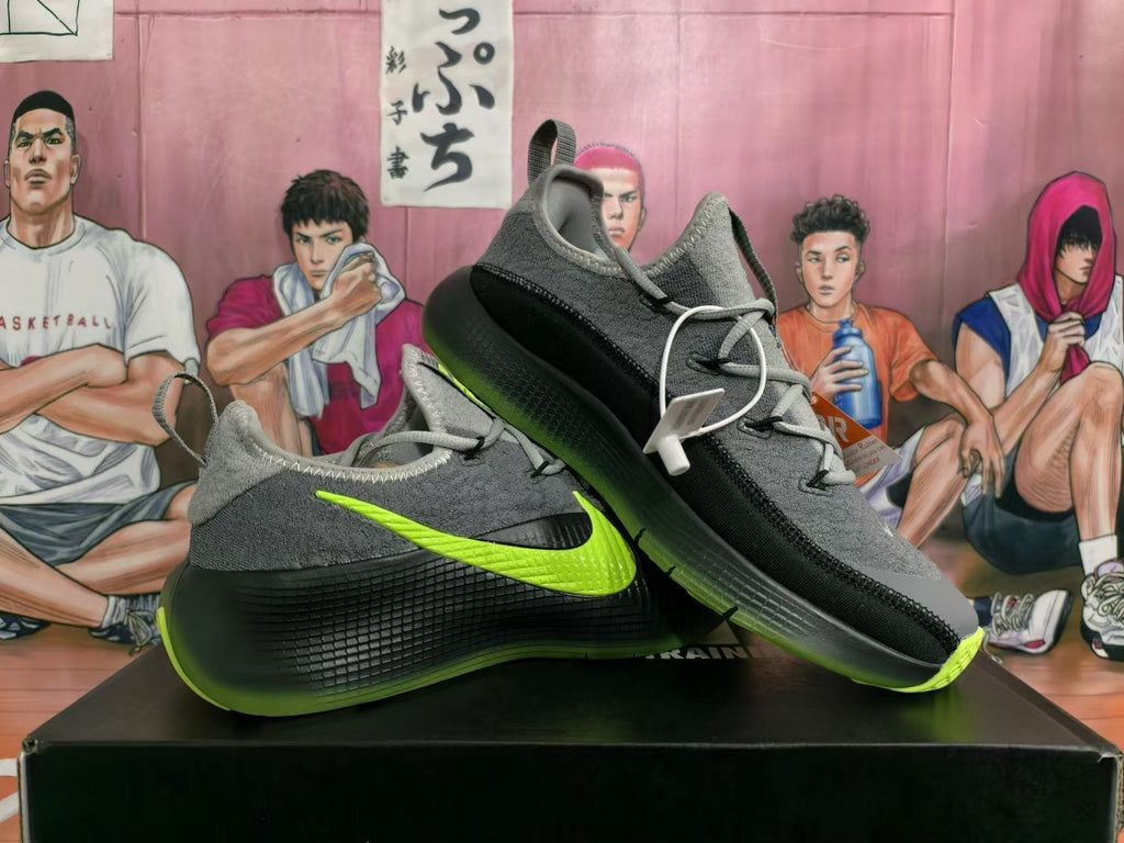 Nike Gray Green Low-Top Sneakers