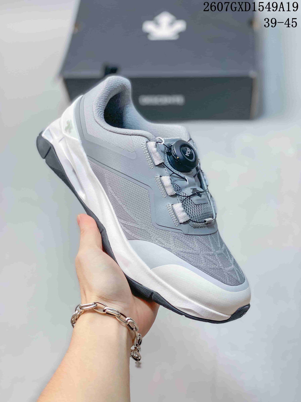 Descente Circuit 2.0 Wire Training Sneakers Grey White