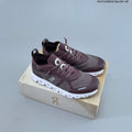 On Cloud 6 Versa Lightweight Casual Sneakers