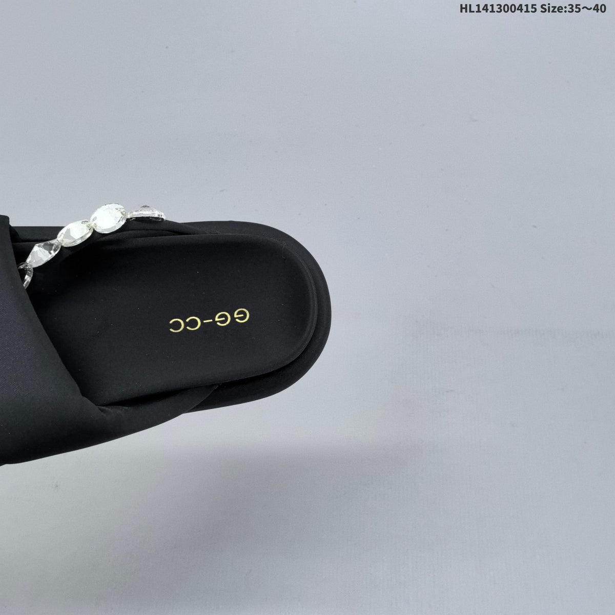 GG-CC Black Embellished Platform Thong Sandals