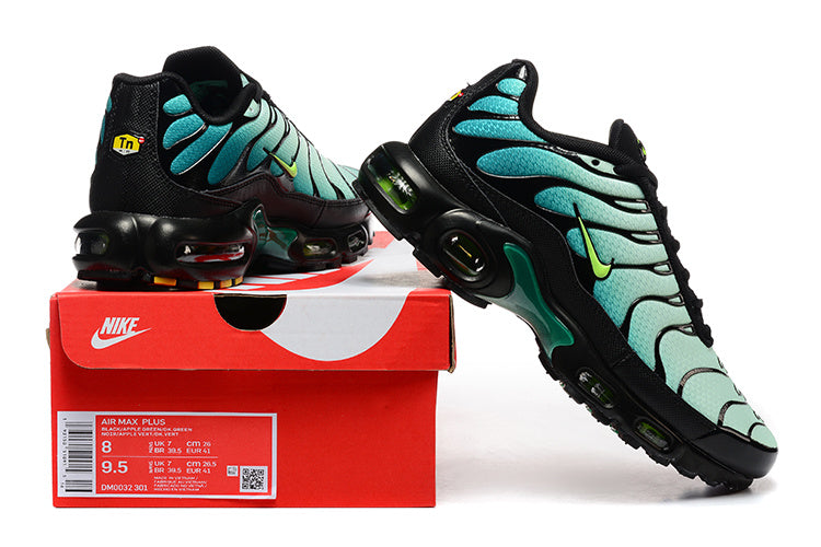 Nike Air Max Plus Black and Aqua Sneakers DM0032-301