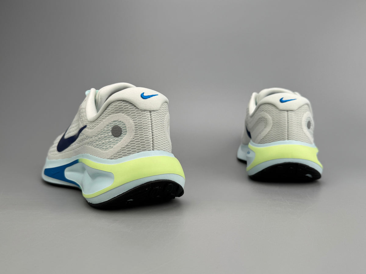 Nike Journey Run Running Shoes FN0228-101