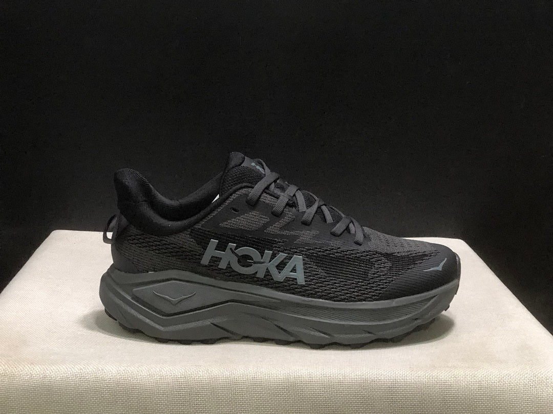 HOKA Challenger 8 Trail Running Shoes in Black