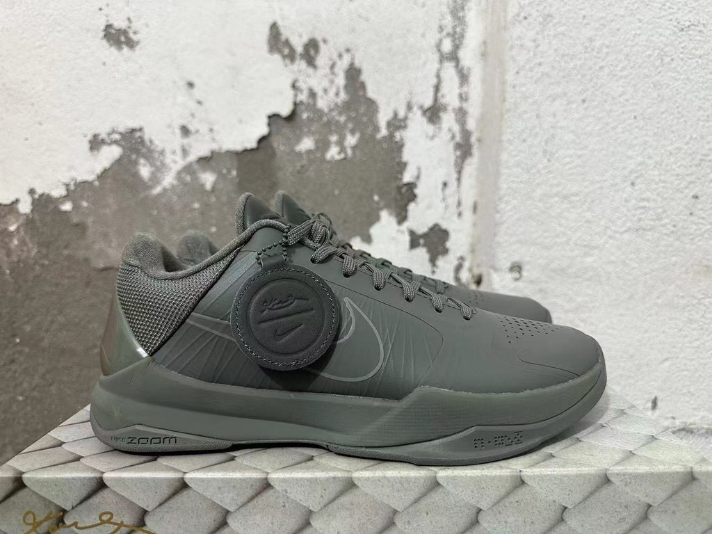 Nike Kobe 5 FTB Basketball Shoes in Dark Gray