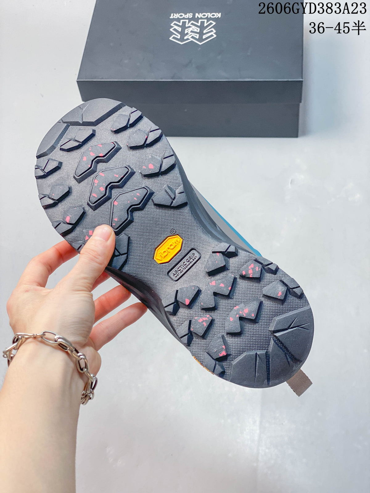 Kolon Sport Approach Venti Mega Low-Top Hiking Shoes