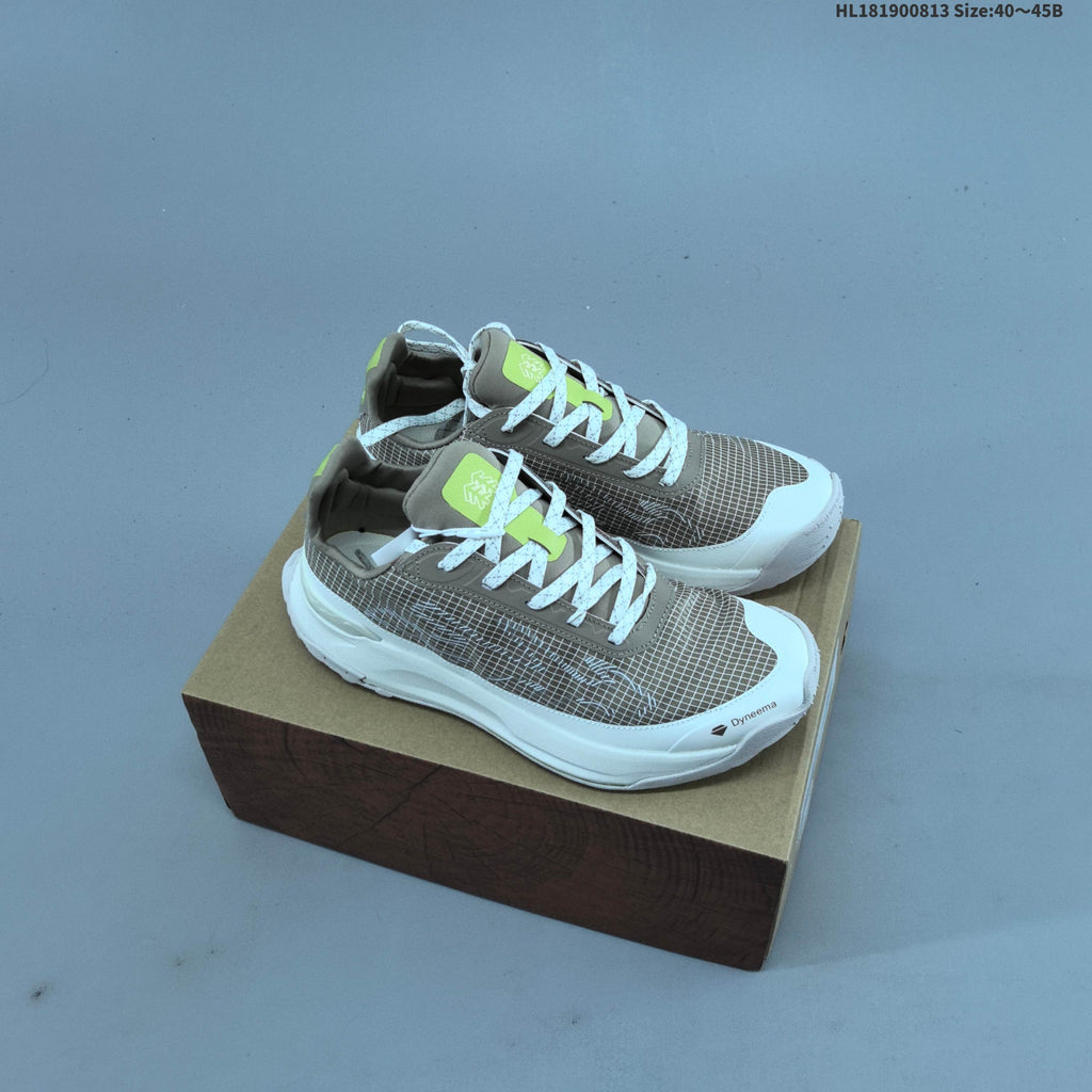 Kolon Sport EGG LITE DYNEEMA Low-Top Hiking Shoes